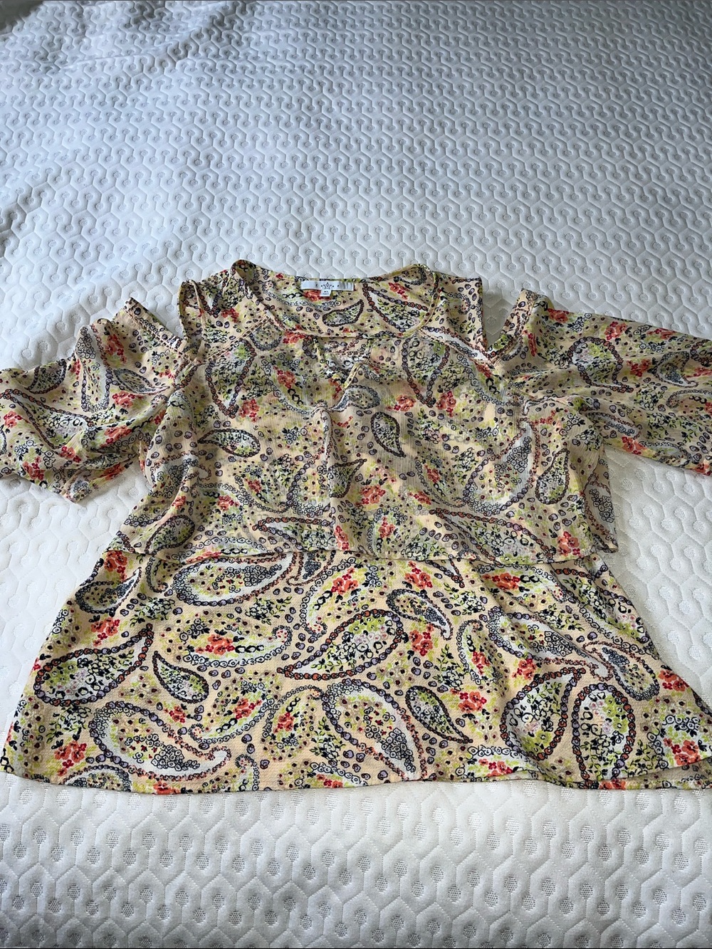 Fever Paisley cold shoulder blouse size XL